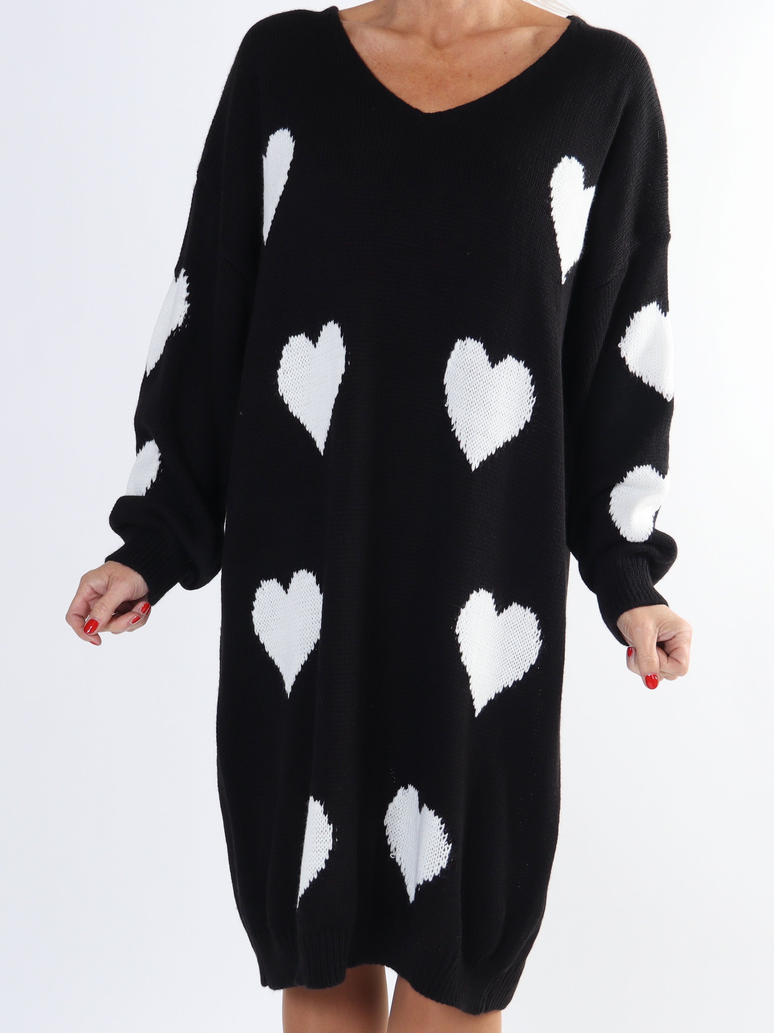 Lela - Stickad klänning med hjärtan i stora storlekar